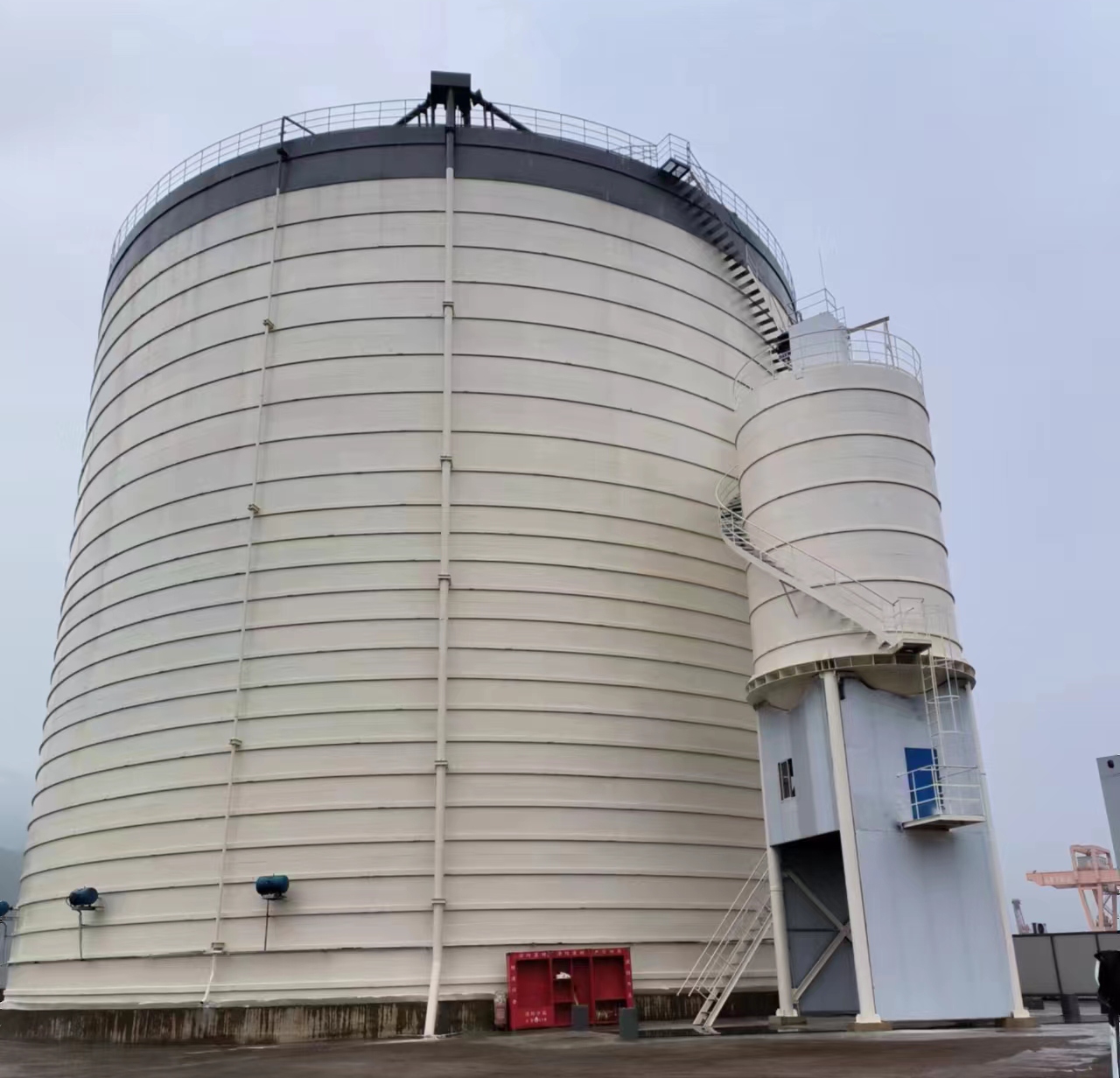 玉树10万吨水泥钢板库